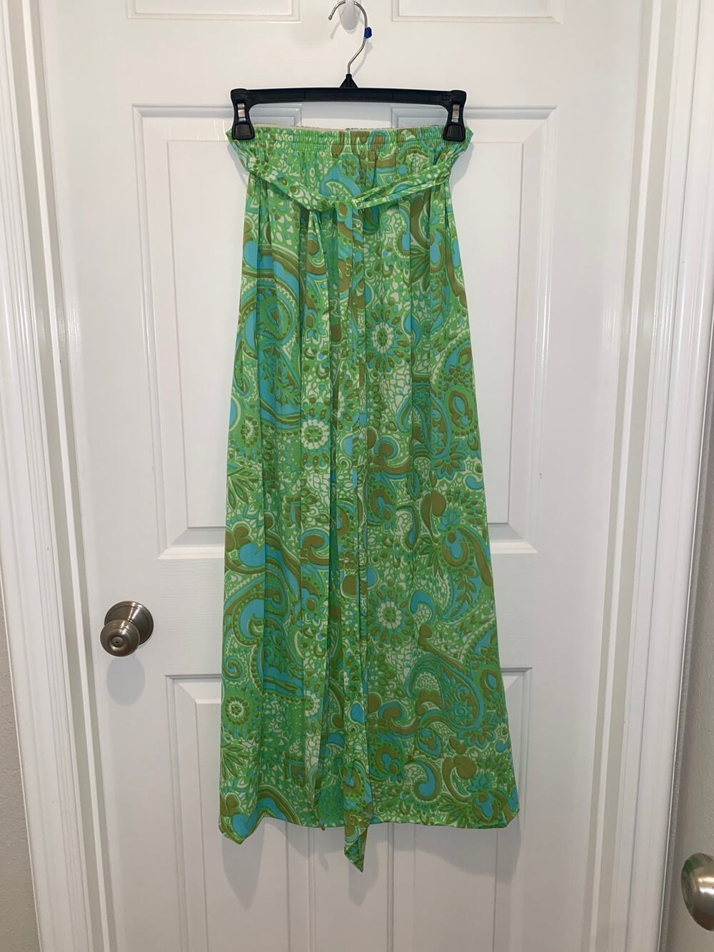 Vintage 1970’s Le Voy’s  Maxi Skirt Green Elastic Waist Size Small